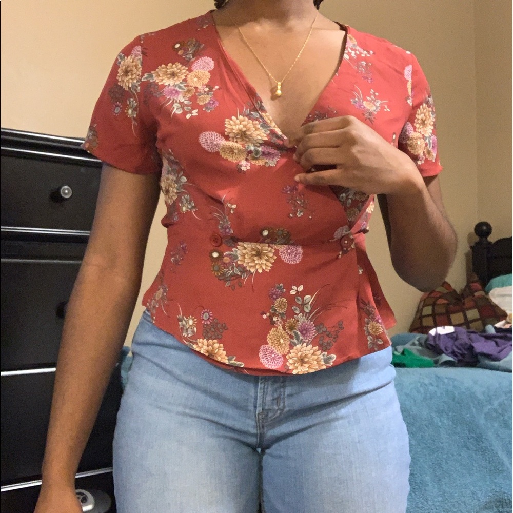 Brand new F21 top